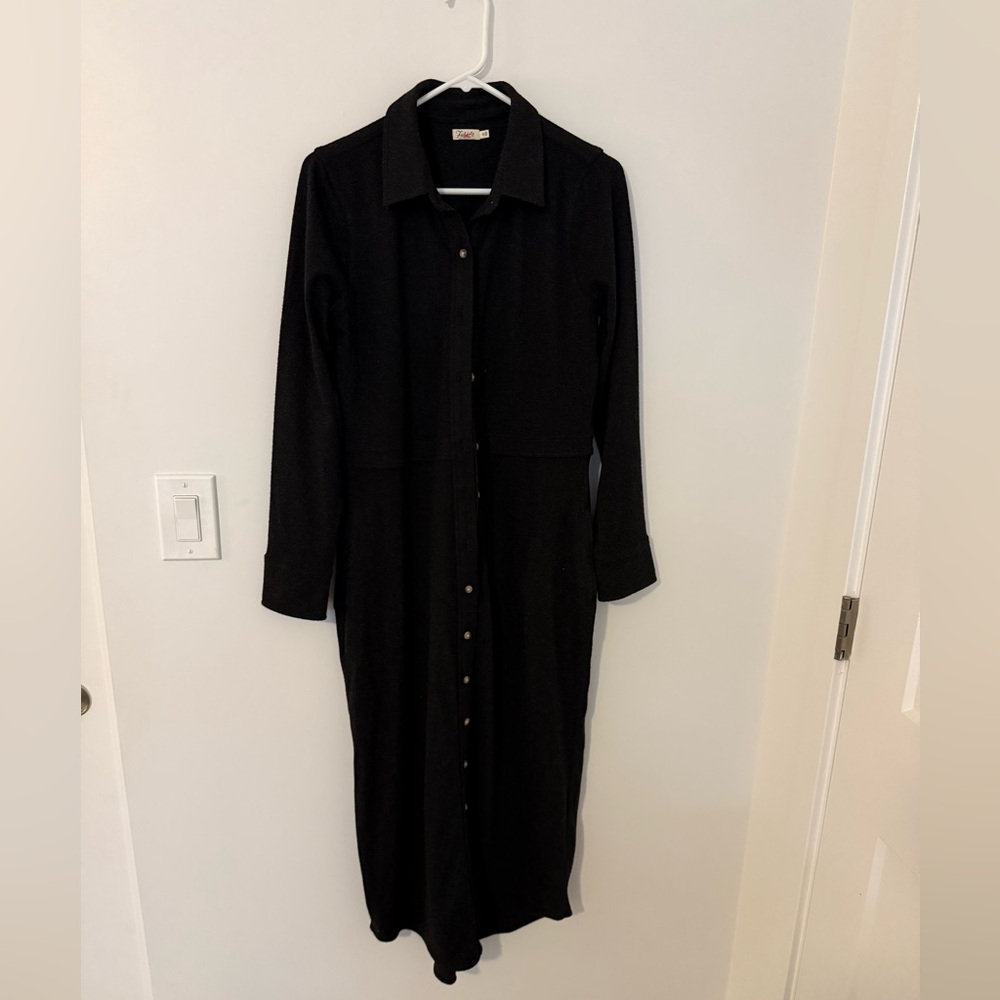 Faherty Black Long Sleeve Dress